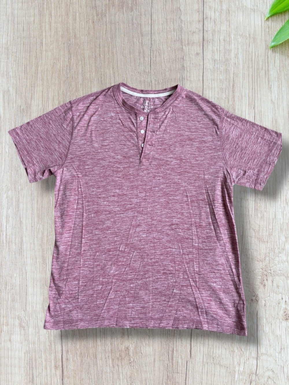 George Pink V-neck Buttoned Men’s T-Shirt Size M